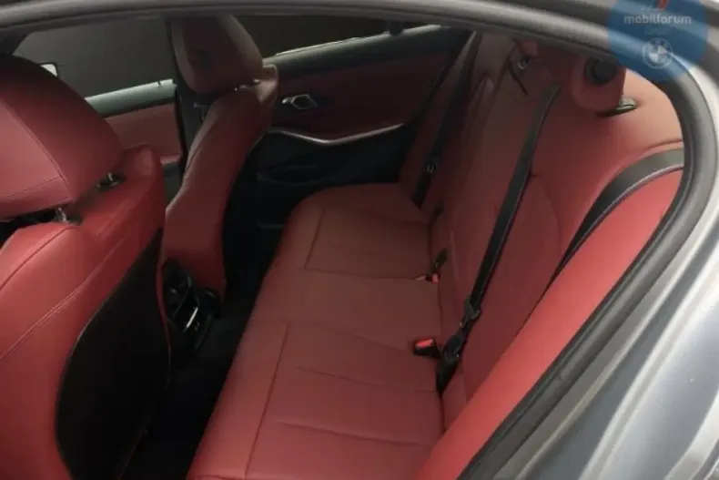 BMW 330 din 2024 cu 13.659 km - oferta BMW171812 - foto 15