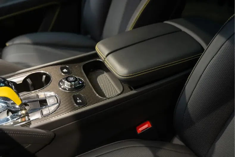 Bentley Bentayga din 2024 cu 7.956 km - oferta BEN171814 - foto 38