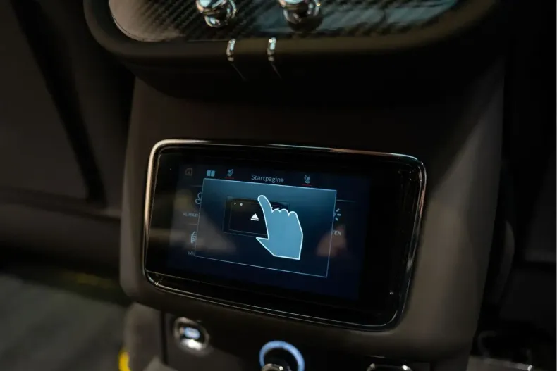 Bentley Bentayga din 2024 cu 7.956 km - oferta BEN171814 - foto 43