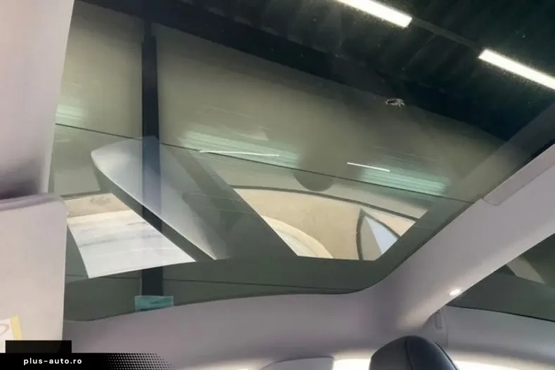 Tesla Model 3 din 2024 cu 10.000 km - oferta TES171824 - foto 5