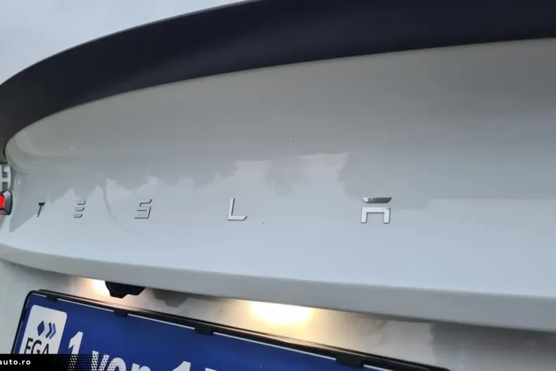 Tesla Model 3 din 2024 cu 23.500 km - oferta TES171828 - foto 16