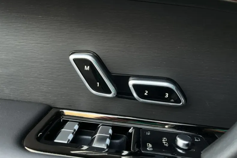 Land Rover Range Rover Sport din 2024 cu 49.567 km - oferta LAN171839 - foto 20