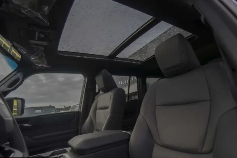 Toyota Land Cruiser din 2025 cu 100 km - oferta TOY171841 - foto 3