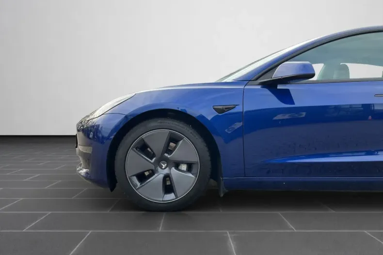 Tesla Model 3 din 2022 cu 38.200 km - oferta TES171843 - foto 8