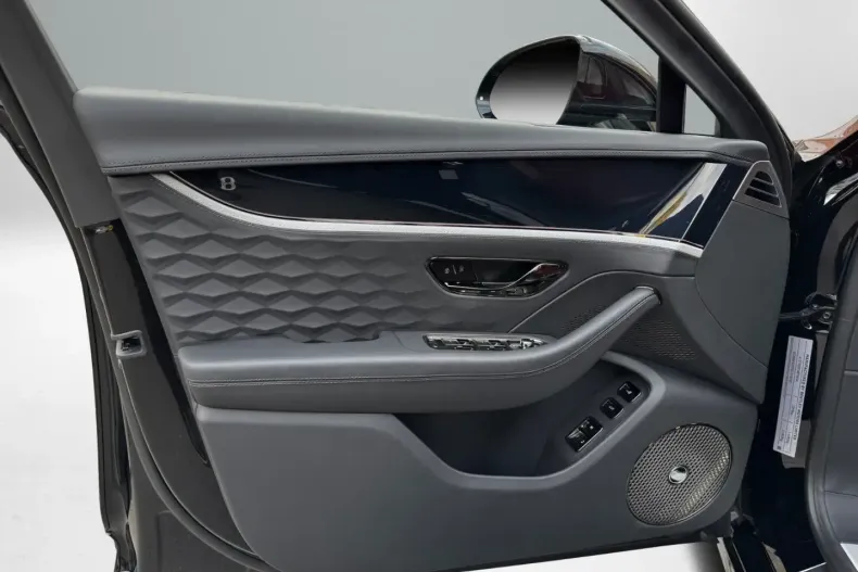 Bentley Flying Spur din 2025 cu 4.500 km - oferta BEN171853 - foto 23