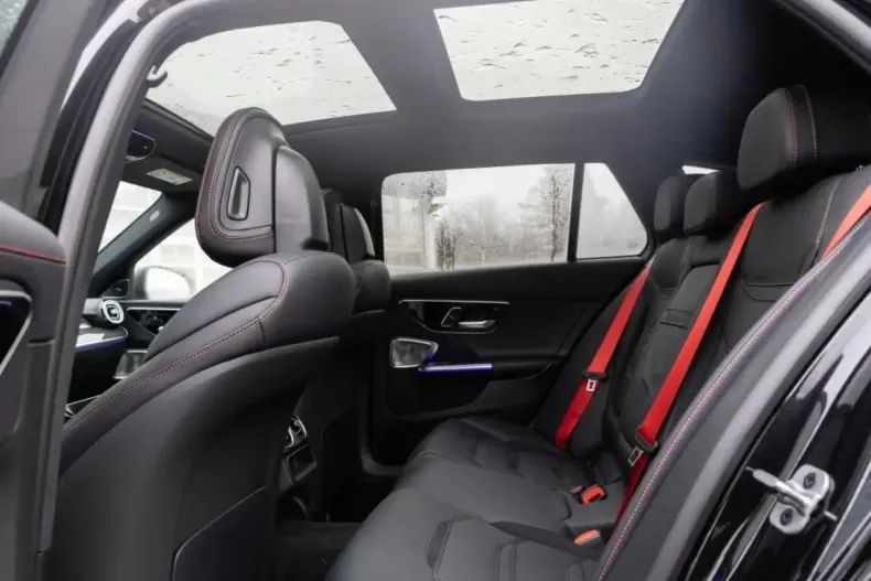 Mercedes-Benz C 43 AMG din 2024 cu 12.282 km - oferta MER171855 - foto 11