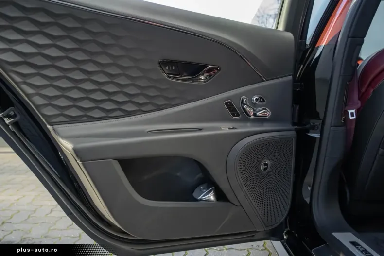 Bentley Flying Spur din 2025 cu 4.443 km - oferta BEN171856 - foto 31