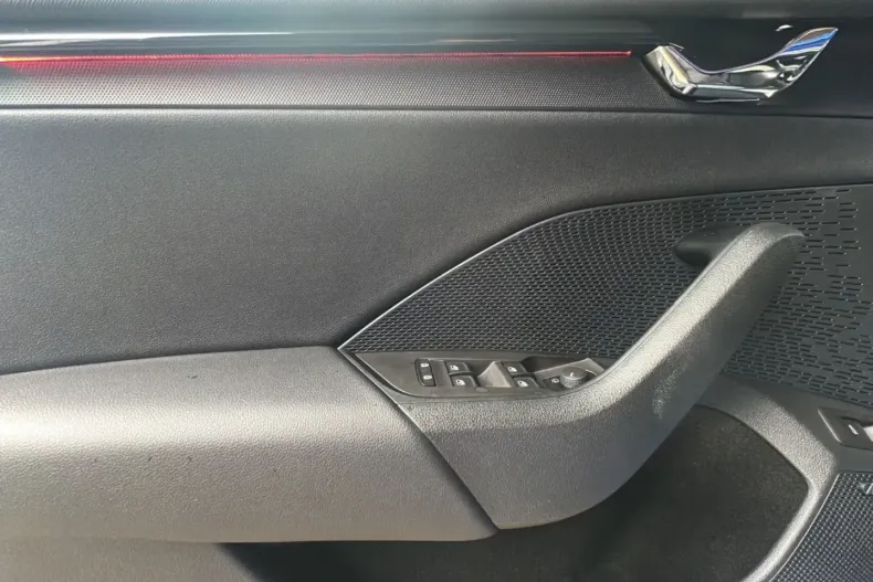 Skoda Octavia din 2023 cu 60.320 km - oferta SKO171863 - foto 11