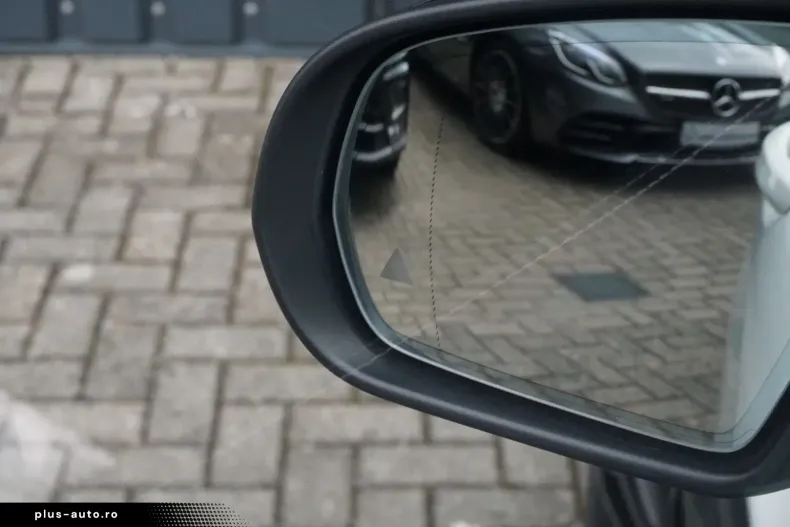 Mercedes-Benz GLC 63 AMG din 2021 cu 49.577 km - oferta MER171866 - foto 17