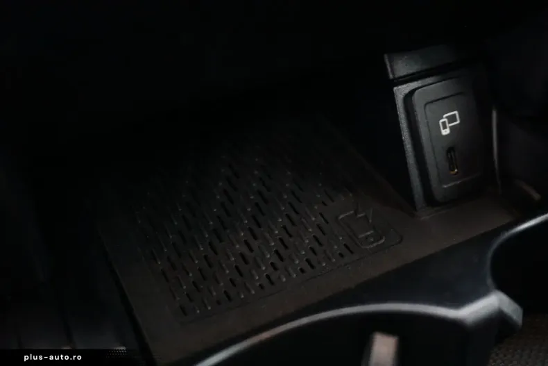 Mercedes-Benz GLC 63 AMG din 2021 cu 49.577 km - oferta MER171866 - foto 31