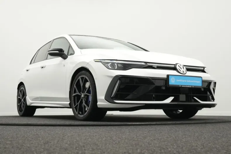 Volkswagen Golf din 2025 cu 12.500 km - oferta VOL171868 - foto 18