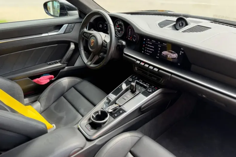 Porsche 992 din 2022 cu 8.950 km - oferta POR171874 - foto 15