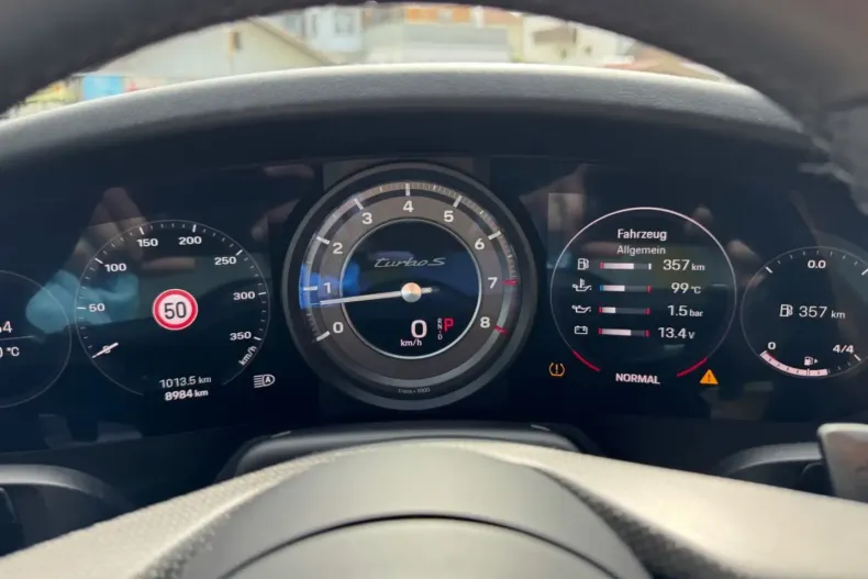 Porsche 992 din 2022 cu 8.950 km - oferta POR171874 - foto 23