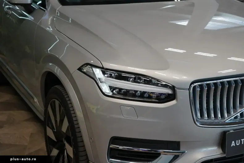 Volvo XC90 din 2024 cu 26.843 km - oferta VOL171879 - foto 5