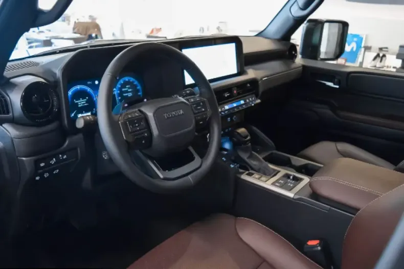 Toyota Land Cruiser din 2026 cu 100 km - oferta TOY171881 - foto 2