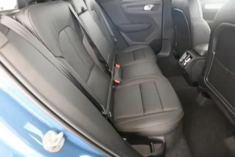 Volvo XC40 din 2025 cu 22.000 km - oferta VOL171887 - foto 8