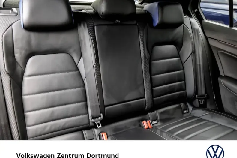 Volkswagen Golf din 2025 cu 21.432 km - oferta VOL171888 - foto 4