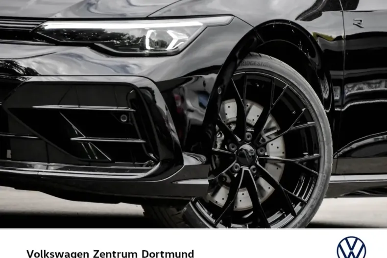 Volkswagen Golf din 2025 cu 21.432 km - oferta VOL171888 - foto 5