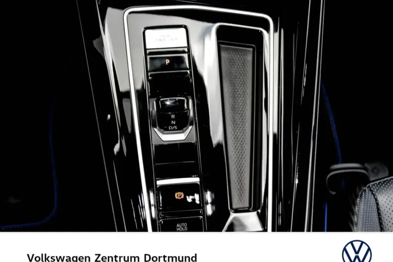 Volkswagen Golf din 2025 cu 21.432 km - oferta VOL171888 - foto 9