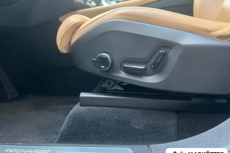 Volvo XC90 din 2022 cu 46.262 km - oferta VOL171889 - foto 17