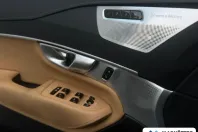 Volvo XC90 din 2022 cu 46.262 km - oferta VOL171889 - foto 18