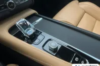 Volvo XC90 din 2022 cu 46.262 km - oferta VOL171889 - foto 36