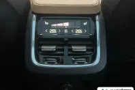 Volvo XC90 din 2022 cu 46.262 km - oferta VOL171889 - foto 43