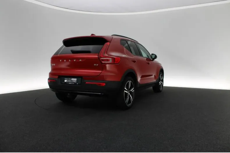 Volvo XC40 din 2025 cu 18.301 km - oferta VOL171890 - foto 4