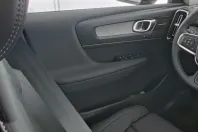 Volvo XC40 din 2025 cu 18.301 km - oferta VOL171890 - foto 30