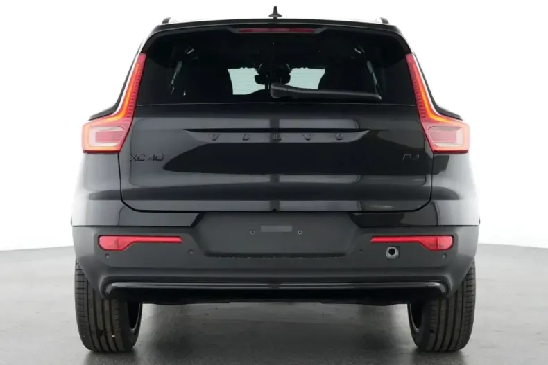 Volvo XC40 din 2025 cu 20.870 km - oferta VOL171892 - foto 3