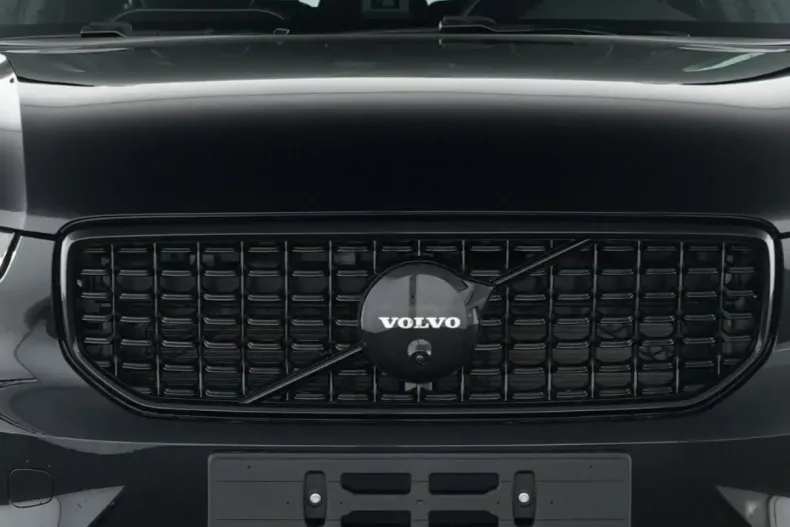 Volvo XC40 din 2025 cu 20.870 km - oferta VOL171892 - foto 4