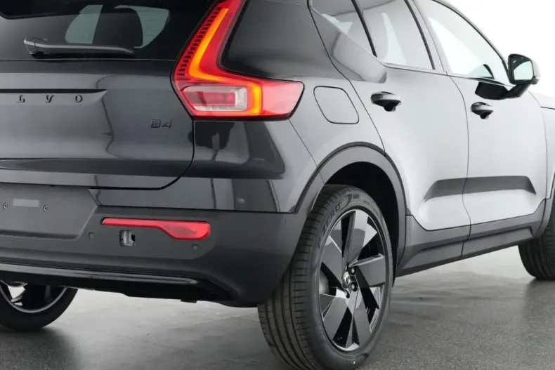 Volvo XC40 din 2025 cu 20.870 km - oferta VOL171892 - foto 11