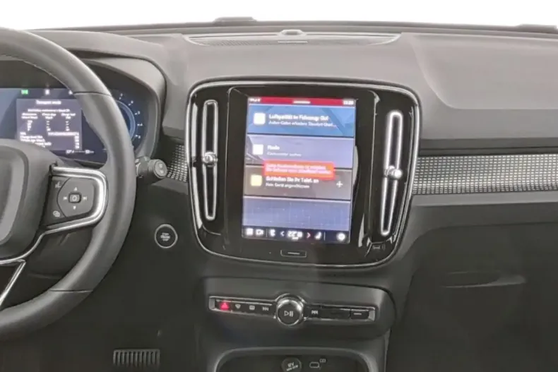 Volvo XC40 din 2025 cu 20.870 km - oferta VOL171892 - foto 15