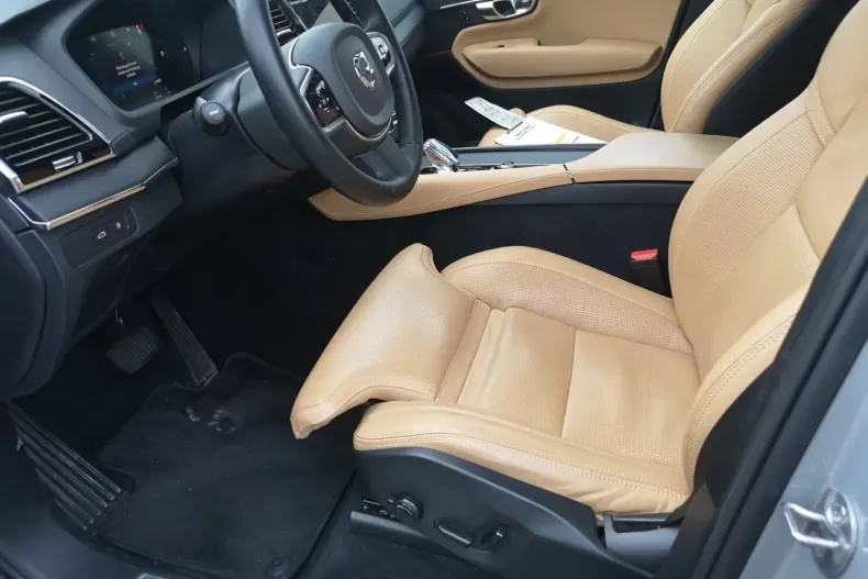 Volvo XC90 din 2023 cu 64.966 km - oferta VOL171894 - foto 8