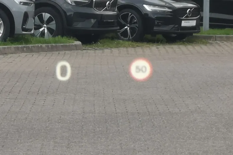 Volvo XC90 din 2023 cu 64.966 km - oferta VOL171894 - foto 9