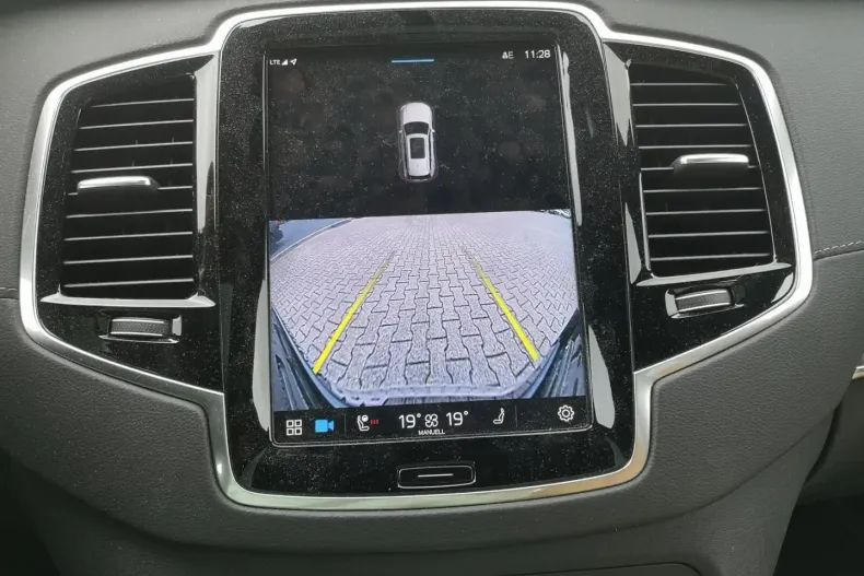 Volvo XC90 din 2023 cu 64.966 km - oferta VOL171894 - foto 14