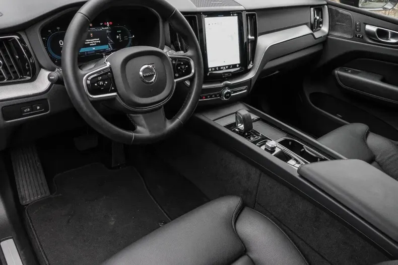 Volvo XC60 din 2024 cu 20.615 km - oferta VOL171895 - foto 6