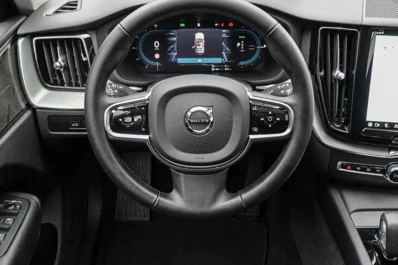 Volvo XC60 din 2024 cu 20.615 km - oferta VOL171895 - foto 8