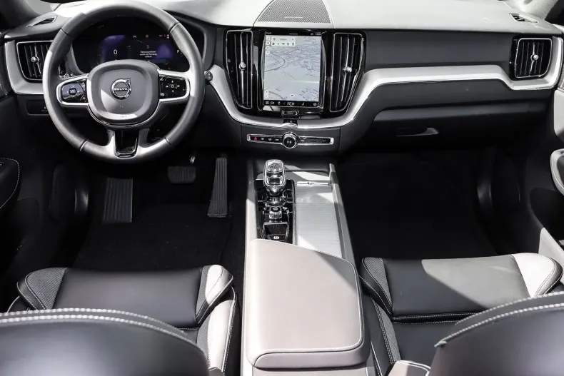 Volvo XC60 din 2024 cu 14.528 km - oferta VOL171896 - foto 5