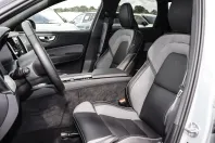 Volvo XC60 din 2024 cu 14.528 km - oferta VOL171896 - foto 7