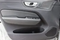 Volvo XC60 din 2024 cu 14.528 km - oferta VOL171896 - foto 10