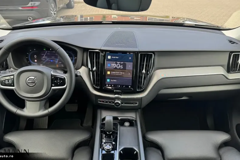 Volvo XC60 din 2024 cu 26.650 km - oferta VOL171900 - foto 8