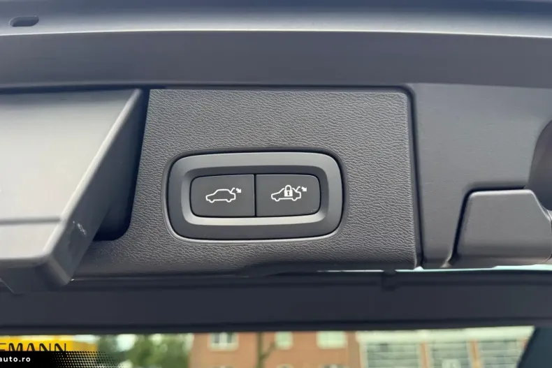 Volvo XC60 din 2024 cu 26.650 km - oferta VOL171900 - foto 13