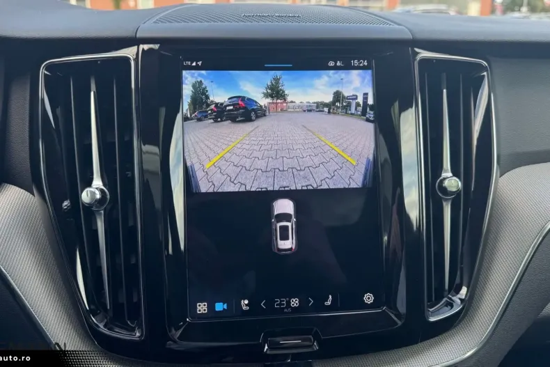 Volvo XC60 din 2024 cu 26.650 km - oferta VOL171900 - foto 22