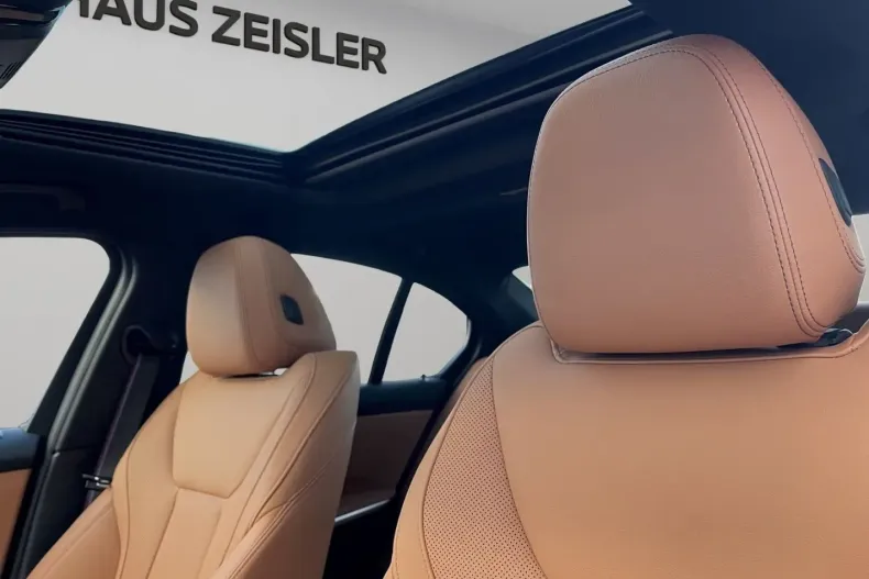 BMW 330 din 2024 cu 12.650 km - oferta BMW171901 - foto 15