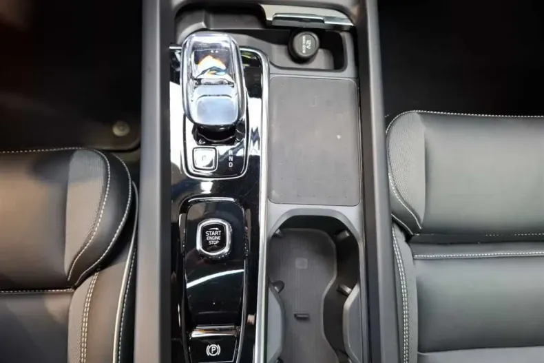 Volvo XC60 din 2024 cu 32.061 km - oferta VOL171902 - foto 16