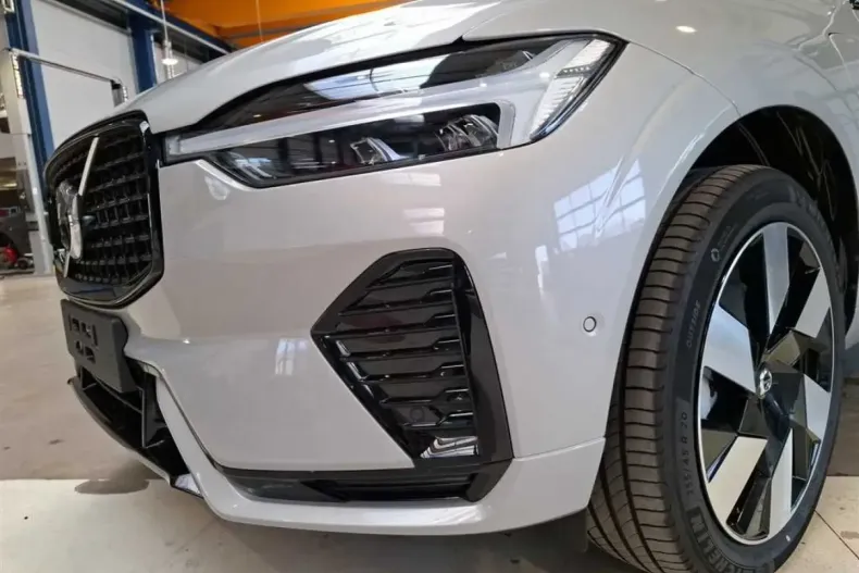 Volvo XC60 din 2024 cu 32.061 km - oferta VOL171902 - foto 24