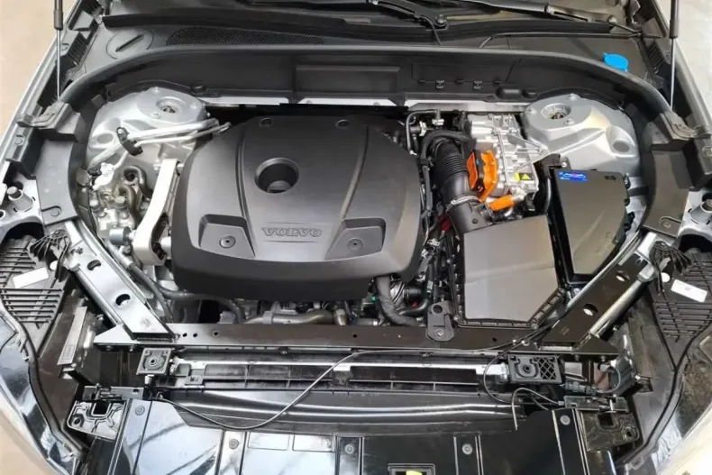 Volvo XC60 din 2024 cu 32.061 km - oferta VOL171902 - foto 26