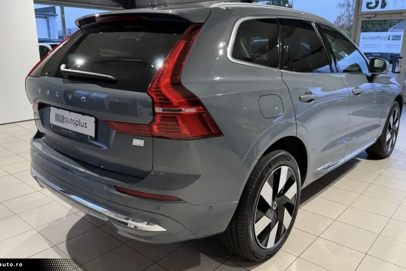 Volvo XC60 din 2024 cu 17.408 km - oferta VOL171904 - foto 7