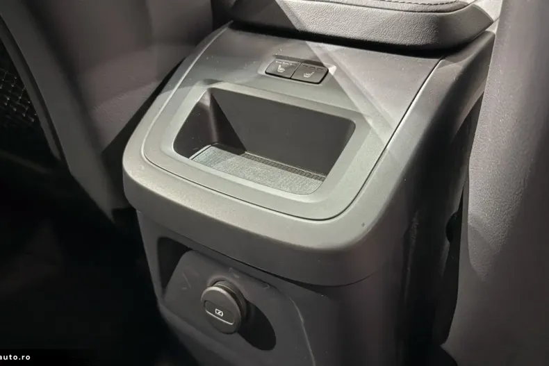 Volvo XC60 din 2024 cu 17.408 km - oferta VOL171904 - foto 14